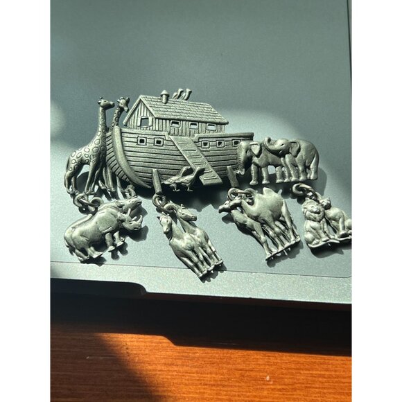 Vintage JJ Noah's Ark Brooch Pin With Animal Charms Silver Tone Elephant Camel - Picture 1 of 5